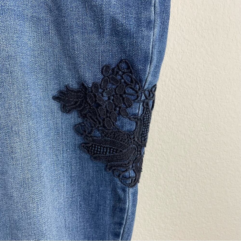 Chico's Blue Denim Floral & Patch  Embellished Ankle Jeans 3 - Picture 4 of 10